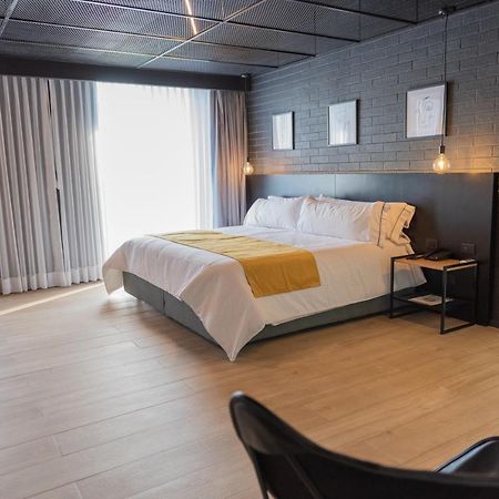 Fulton Business Luxury Hotel Γκουανταλαχάρα Εξωτερικό φωτογραφία
