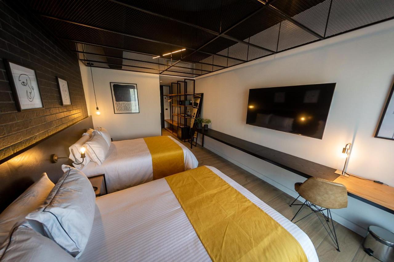 Fulton Business Luxury Hotel Γκουανταλαχάρα Εξωτερικό φωτογραφία