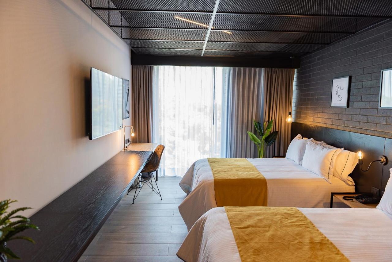 Fulton Business Luxury Hotel Γκουανταλαχάρα Εξωτερικό φωτογραφία