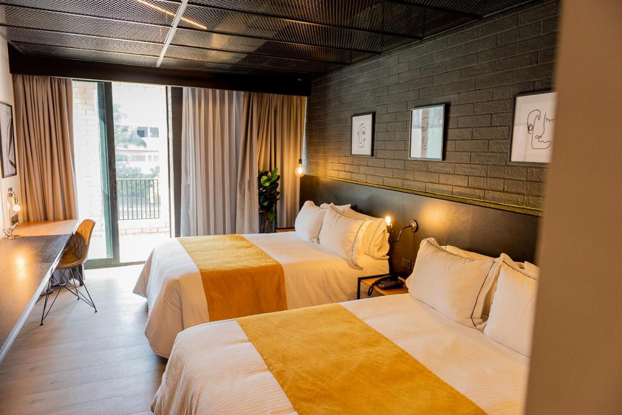 Fulton Business Luxury Hotel Γκουανταλαχάρα Εξωτερικό φωτογραφία