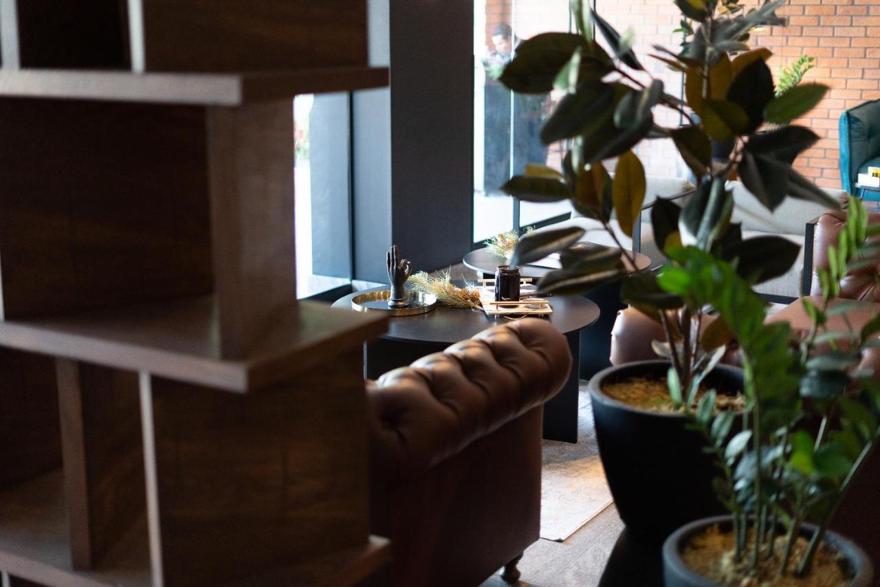 Fulton Business Luxury Hotel Γκουανταλαχάρα Εξωτερικό φωτογραφία