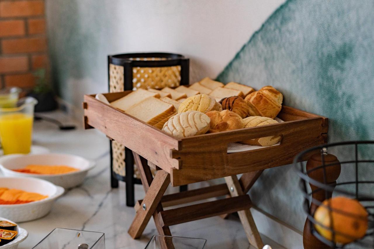 Fulton Business Luxury Hotel Γκουανταλαχάρα Εξωτερικό φωτογραφία